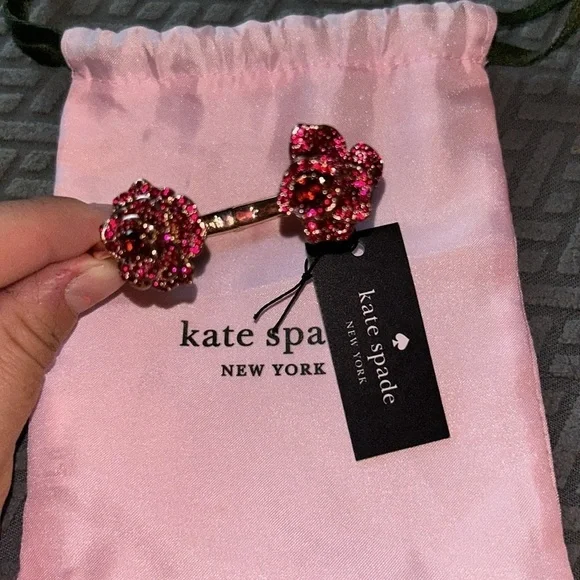 NWT Scarlet Blooms Rose Hinge Cuff - Picture 6 of 9